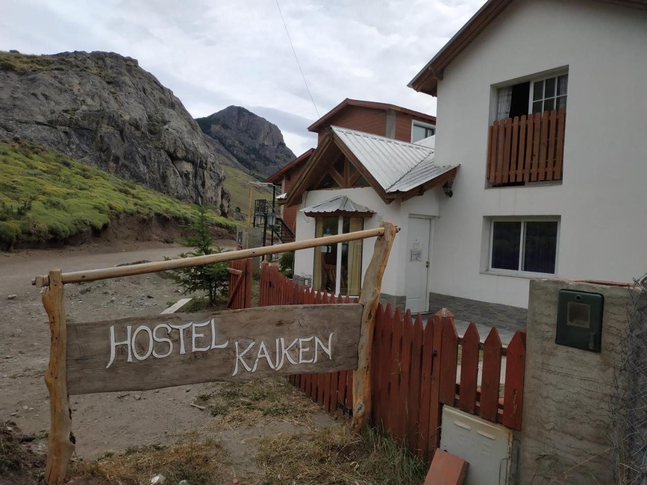 Kaiken - Hostel & Departamentos El Chalten Exterior photo